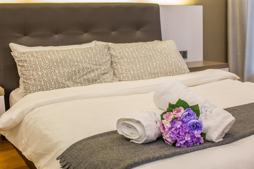 Soho Suites Klcc By Laberry Homestay Куала-Лумпур Экстерьер фото